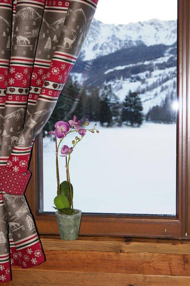 Hotel Le Petit Abri Champoluc Εξωτερικό φωτογραφία