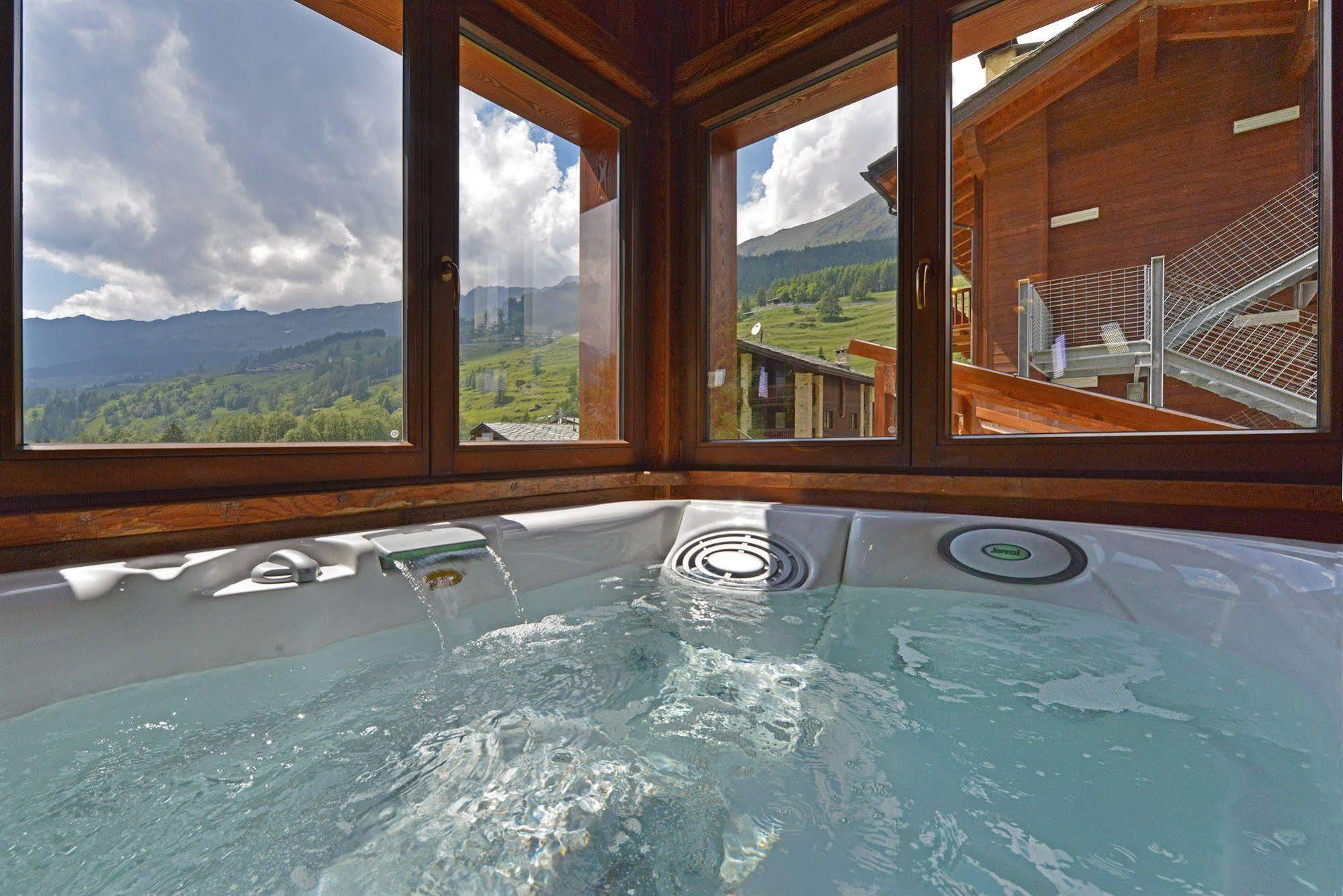 Hotel Le Petit Abri Champoluc Εξωτερικό φωτογραφία